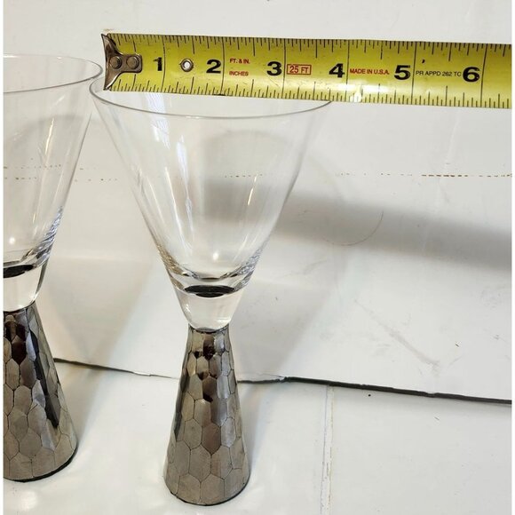 Pair Of 8" Artland Hand Blown Wine Glasses With Platinum-look Hexagonal Base - Picture 7 of 9